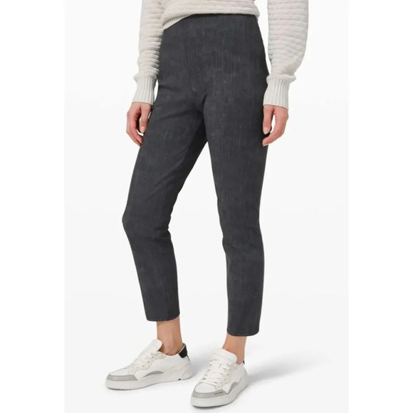 Lululemon Here to There High-Rise Crop - Picture 2 of 9